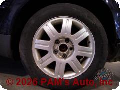 Vehicle photo 5