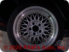 Vehicle photo 5