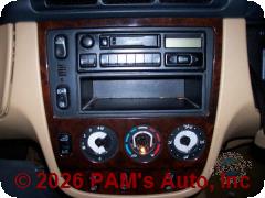 Vehicle photo 8