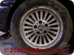 Vehicle photo 5