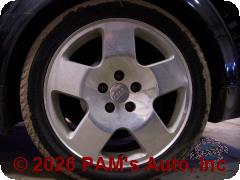 Vehicle photo 5