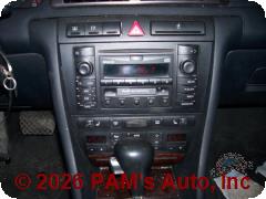 Vehicle photo 8