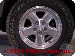 Vehicle photo 5