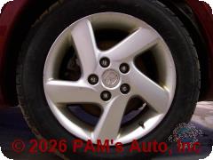 Vehicle photo 5