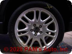 Vehicle photo 5