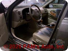 Vehicle photo 6