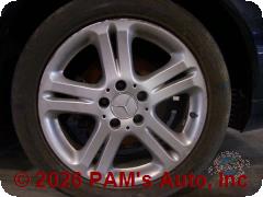Vehicle photo 5