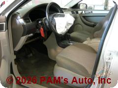 Vehicle photo 6