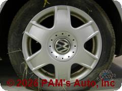 Vehicle photo 5