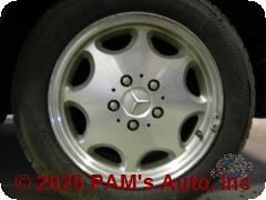 Vehicle photo 5