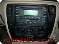 Vehicle photo 8