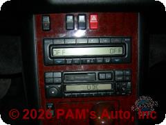 Vehicle photo 8