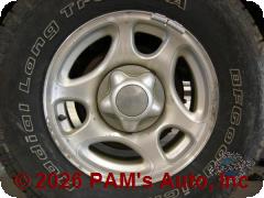 Vehicle photo 5