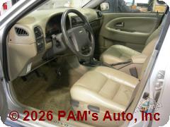 Vehicle photo 6