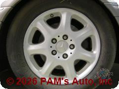 Vehicle photo 5