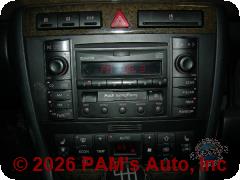 Vehicle photo 8