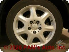 Vehicle photo 5