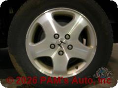 Vehicle photo 5