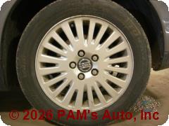Vehicle photo 5