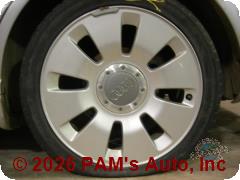 Vehicle photo 5