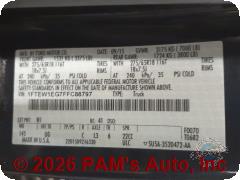 Vehicle photo 13