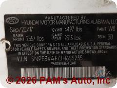 Vehicle photo 13