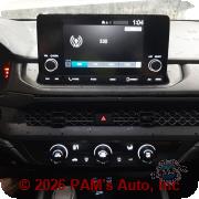 Vehicle photo 10