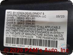 Vehicle photo 13