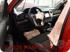 Vehicle photo 7