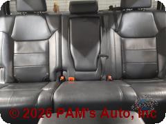 Vehicle photo 8