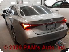 Vehicle photo 4