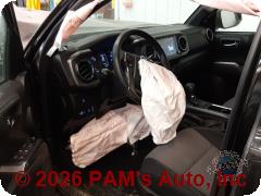 Vehicle photo 7