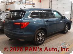 Vehicle photo 3
