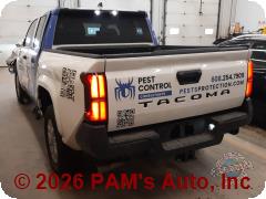 Vehicle photo 4