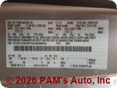 Vehicle photo 13