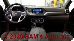 Vehicle photo 11
