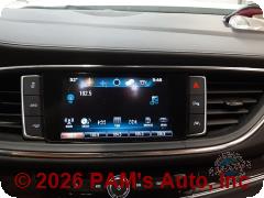 Vehicle photo 10