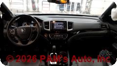 Vehicle photo 11