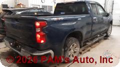 Vehicle photo 3