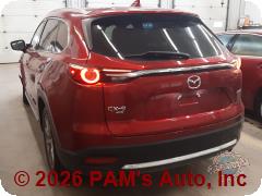 Vehicle photo 4