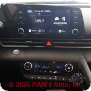 Vehicle photo 10