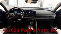Vehicle photo 11