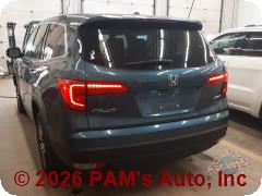Vehicle photo 4