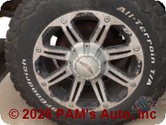 Vehicle photo 6