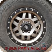 Vehicle photo 6