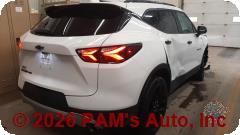 Vehicle photo 3