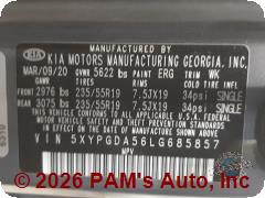 Vehicle photo 13