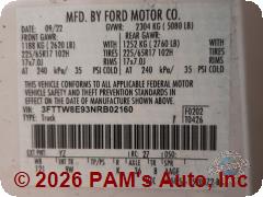 Vehicle photo 13