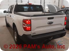 Vehicle photo 4