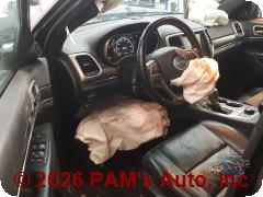 Vehicle photo 7